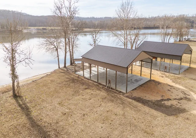 Photo 3 of Land for sale at 209 Hardin Btm River Rd, Clifton, TN 38425 | MLS# 3592906 | Listing updated on 2026-09-16