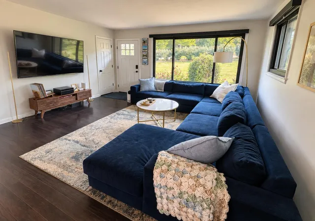 Photo 3 of Single family home for sale at 909 N Graycroft Ave, Madison, TN 37115 | MLS# 3592976 | Listing updated on 2026-09-17