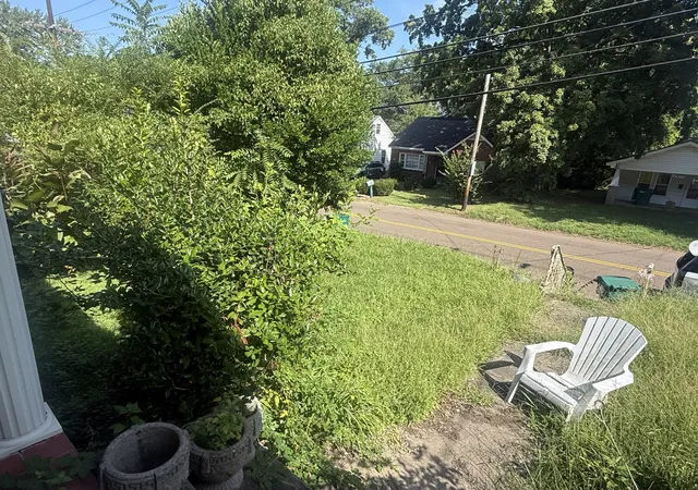 Photo 4 of Single family home for sale at 266 W Forest Ave, Jackson, TN 38301 | MLS# 3593088 | Listing updated on 2026-09-16