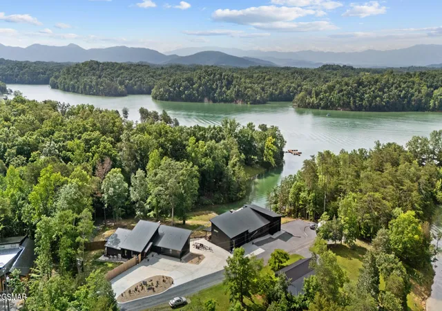 Photo 1 of Single family home for sale at 24662472 Mcqueen Way, Sevierville, TN 37876 | MLS# 3592981 | Listing updated on 2026-09-23