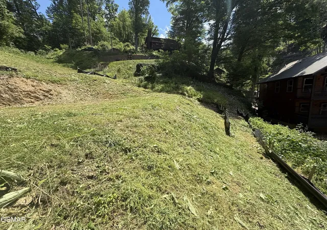 Photo 2 of Land for sale at 229 Silverbell Ln, Gatlinburg, TN 37738 | MLS# 3593018 | Listing updated on 2026-09-16