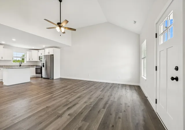 Photo 4 of Single family home for sale at 138 Alice Preston Loop, Gordonsville, TN 38563 | MLS# 3594257 | Listing updated on 2026-09-18