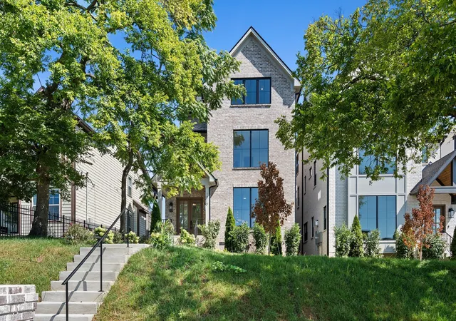Photo 4 of Single family home for sale at 1010 Argyle Ave, Nashville, TN 37203 | MLS# 3593057 | Listing updated on 2026-10-11