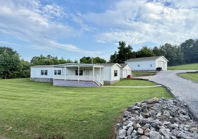 Photo 2 of Manufactured home for sale at 2186 New Cypress Rd, Greenville, KY 42345 | MLS# 3593068 | Listing updated on 2026-09-16