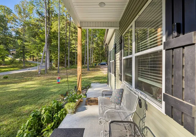 Photo 3 of Single family home for sale at 101 Cordle Ct, Charlotte, TN 37036 | MLS# 3593113 | Listing updated on 2026-09-17