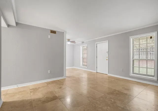 Photo 2 of Condo for sale at 900 Mountain Crk Rd #E61, Chattanooga, TN 37405 | MLS# 3593129 | Listing updated on 2026-09-16