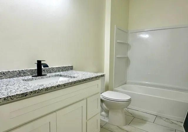 Photo 3 of Single family home for sale at 620 Gracie St, Livingston, TN 38570 | MLS# 3593148 | Listing updated on 2026-09-16