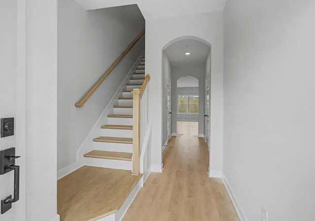 Photo 3 of Townhouse for sale at 163 Rothwood Pvt Dr, Hendersonville, TN 37075 | MLS# 3593162 | Listing updated on 2026-09-16
