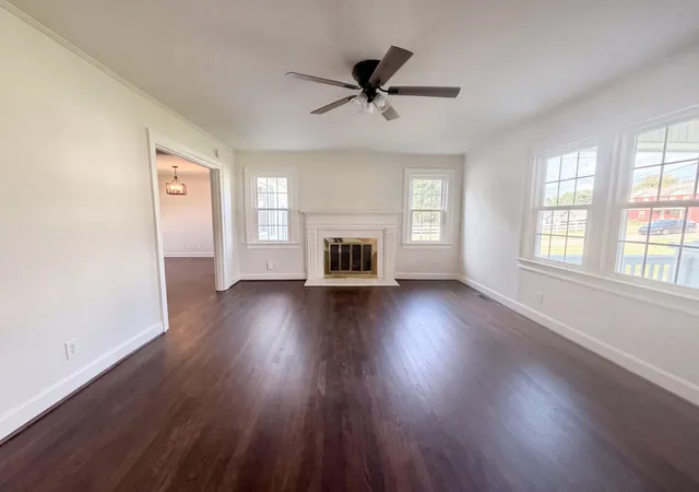Photo 3 of Single family home for sale at 415 Hawkins Rd, Clarksville, TN 37040 | MLS# 3593183 | Listing updated on 2026-09-16