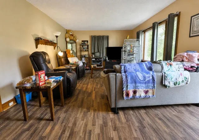 Photo 3 of Sale Pending at 118 Rowland St, Camden, TN 38320 | MLS# 3593219 | Listing updated on 2026-09-18