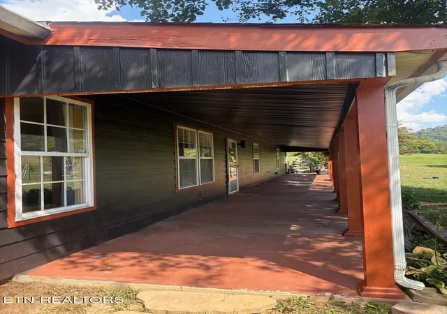 Photo 3 of Single family home for sale at 285 Hinchey Holw Rd, Jefferson City, TN 37760 | MLS# 3593255 | Listing updated on 2026-09-16