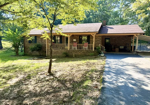 Photo 1 of Single family home for sale at 1110 Highway 218 Byp, Paris, TN 38242 | MLS# 3593334 | Listing updated on 2026-10-06