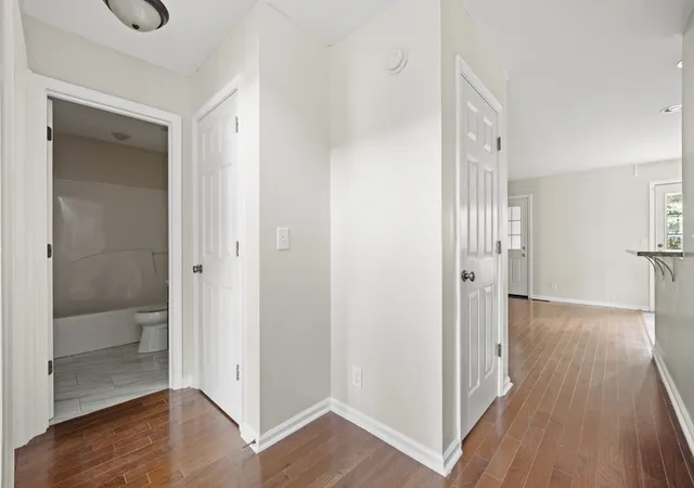 Photo 3 of Single family home for sale at 2489 Hattington Dr, Clarksville, TN 37042 | MLS# 3594230 | Listing updated on 2026-09-18