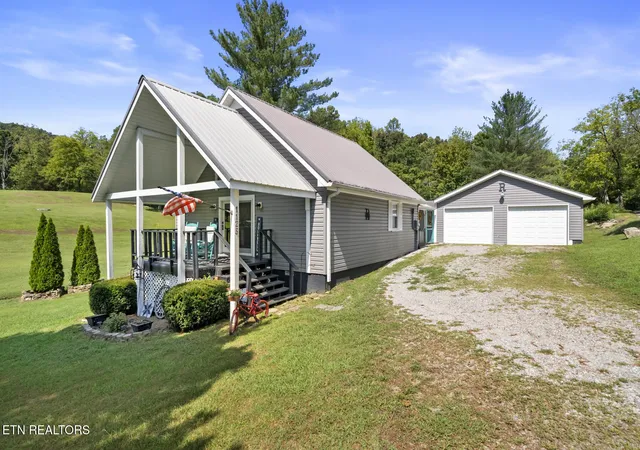Photo 3 of Single family home for sale at 1125 Mount Pleasant Rd, Cookeville, TN 38506 | MLS# 3593604 | Listing updated on 2026-09-17