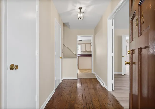 Photo 2 of Single family home for sale at 506 Linda Dr, Hopkinsville, KY 42240 | MLS# 3594281 | Listing updated on 2026-09-18