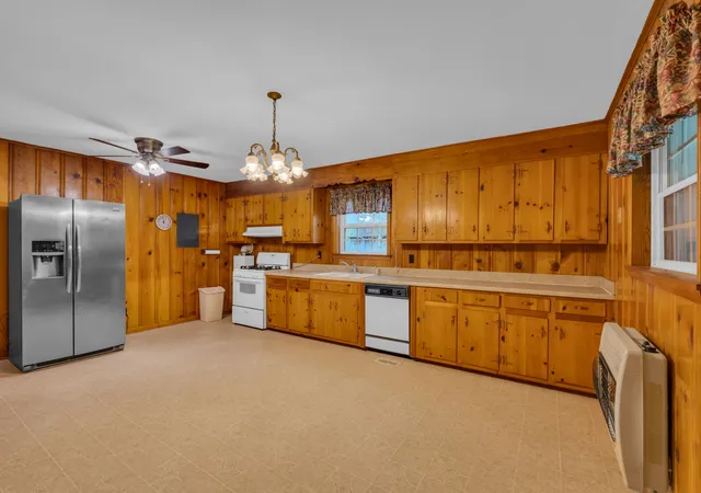Photo 3 of Single family home for sale at 1447 Dry Shave Rd, Mc Minnville, TN 37110 | MLS# 3593721 | Listing updated on 2026-10-03