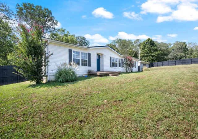 Photo 4 of Manufactured home for sale at 6071 Hwy 41a, Pleasant View, TN 37146 | MLS# 3593708 | Listing updated on 2026-09-17