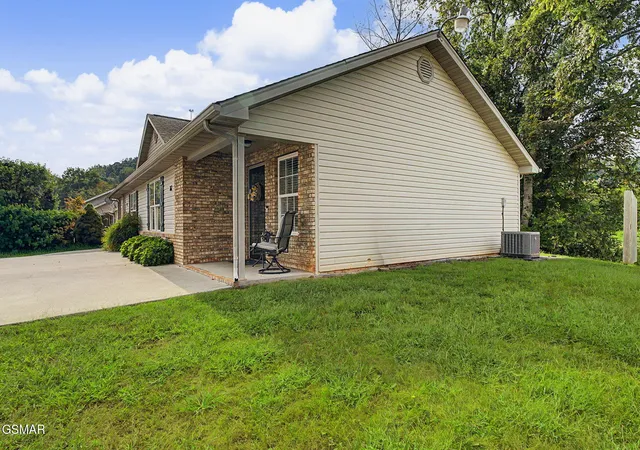 Photo 2 of Condo for sale at 261 Dumplin Ln, Kodak, TN 37764 | MLS# 3593709 | Listing updated on 2026-09-24