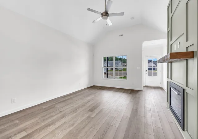 Photo 2 of Sale Pending at 1220 Mourning Cloak Dr, Clarksville, TN 37043 | MLS# 3593762 | Listing updated on 2026-09-17