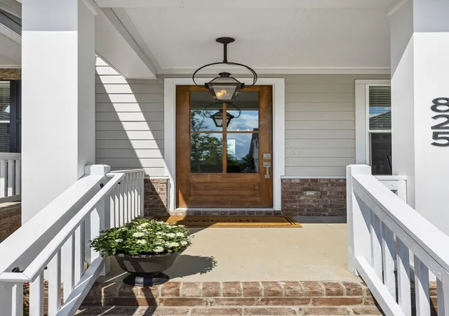 Photo 2 of Townhouse for sale at 825 Braidwood Ln, Franklin, TN 37064 | MLS# 3593867 | Listing updated on 2026-10-25
