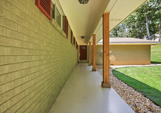 Photo 2 of Single family home for sale at 334 Echo Ln, Killen, AL 35645 | MLS# 3593835 | Listing updated on 2026-09-17