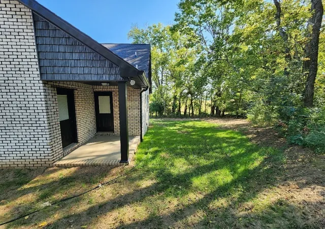 Photo 3 of Single family home for sale at 215 Scenic Ln, Hartsville, TN 37074 | MLS# 3593832 | Listing updated on 2026-10-08
