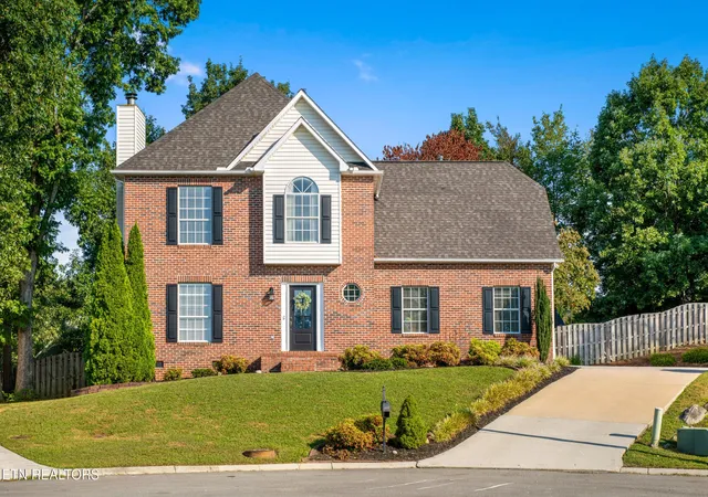 Single family home for sale at 5507 Fair Oaks Ln, Knoxville, TN 37921 | MLS# 3593836