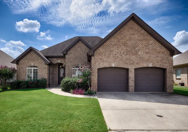 Photo 2 of Single family home for sale at 22104 Kennemer Ln, Athens, AL 35613 | MLS# 3593877 | Listing updated on 2026-09-17