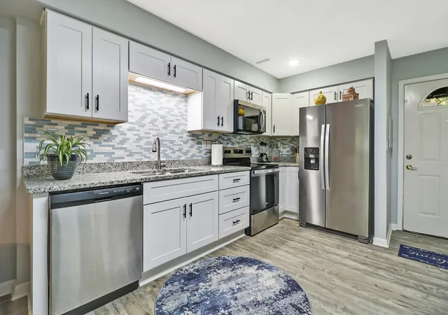 Photo 3 of Condo for sale at 52 Wilshire Hts Dr, Crossville, TN 38558 | MLS# 3594031 | Listing updated on 2026-09-17