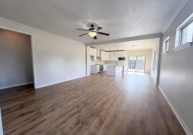 Photo 2 of Single family home for sale at 100 Trenton Ln, Hendersonville, TN 37075 | MLS# 3594033 | Listing updated on 2026-09-17