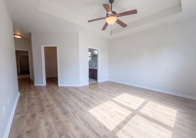 Photo 3 of Single family home for sale at 100 Trenton Ln, Hendersonville, TN 37075 | MLS# 3594033 | Listing updated on 2026-09-17