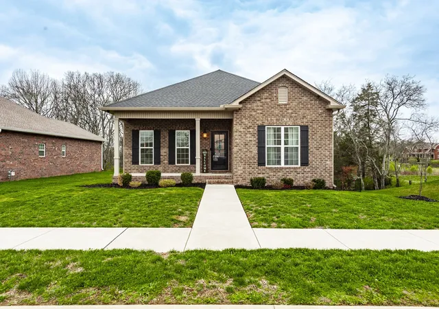Photo 1 of Single family home for sale at 520 Dottie Dr, Gallatin, TN 37066 | MLS# 3594263 | Listing updated on 2026-09-18