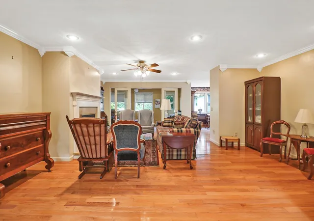 Photo 3 of Single family home for sale at 361 Creekway Dr, Crossville, TN 38555 | MLS# 3594271 | Listing updated on 2026-09-18