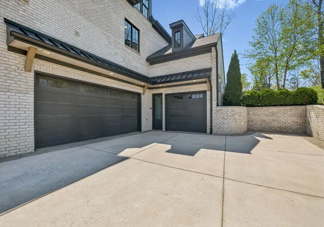 Photo 3 of Single family home for sale at 7066 Lanceleaf Dr, College Grove, TN 37046 | MLS# 3594280 | Listing updated on 2026-09-18