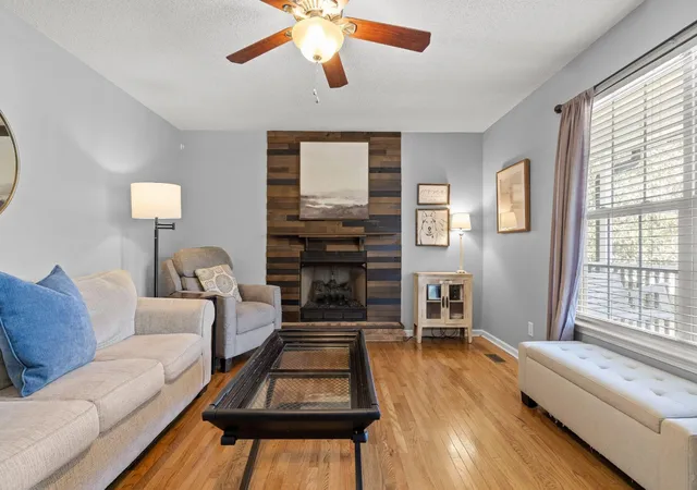 Photo 3 of Single family home for sale at 1957 Hardwood Ln, Soddy Daisy, TN 37379 | MLS# 3594283 | Listing updated on 2026-09-18