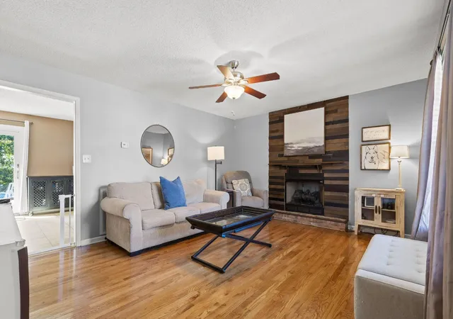 Photo 4 of Single family home for sale at 1957 Hardwood Ln, Soddy Daisy, TN 37379 | MLS# 3594283 | Listing updated on 2026-09-18