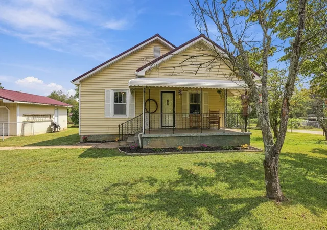 Photo 1 of Single family home for sale at 10110 Walden St, Soddy Daisy, TN 37379 | MLS# 3594326 | Listing updated on 2026-09-18
