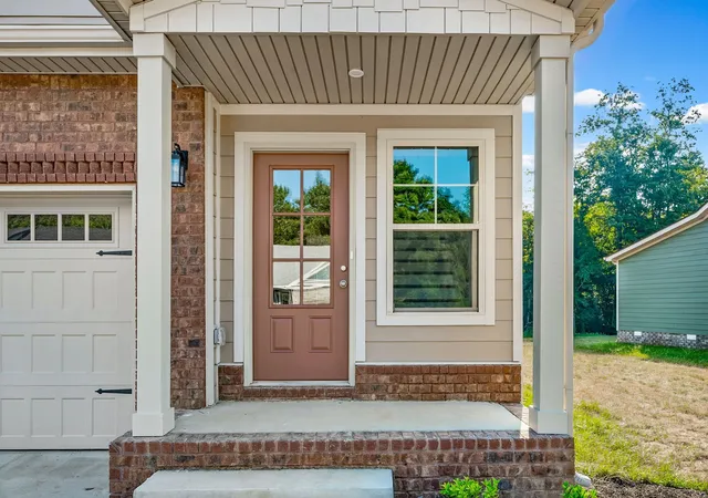 Photo 3 of Single family home for sale at 356 Hereford Farms, Clarksville, TN 37043 | MLS# 3594372 | Listing updated on 2026-09-18