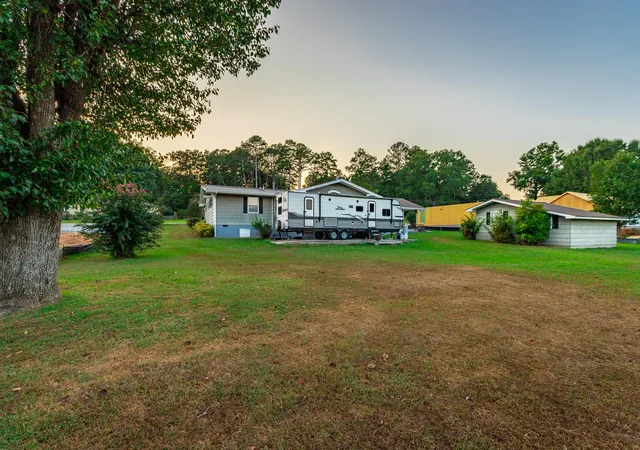 Photo 3 of Single family home for sale at 100 Osborn Ct, Chickamauga, GA 30707 | MLS# 3594404 | Listing updated on 2026-09-18