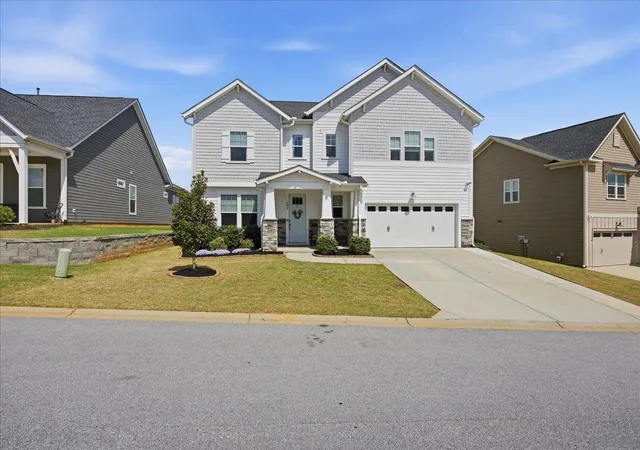 Photo 3 of Single family home for sale at 303 Durness Dr, Simpsonville, SC 29681 | MLS# SPN335763 | Listing updated on 2026-09-17