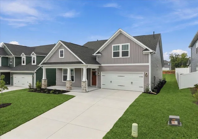 Photo 2 of Single family home for sale at 1006 Fox Holw St, Spartanburg, SC 29303 | MLS# SPN337667 | Listing updated on 2026-09-18