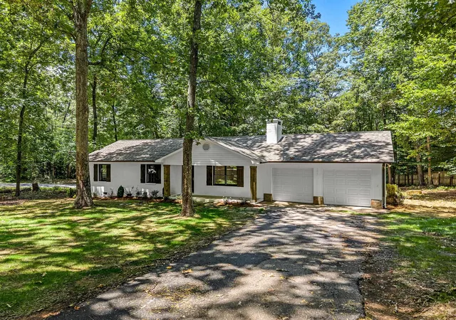 Photo 3 of Single family home for sale at 101 Wildwood Ln, Landrum, SC 29356 | MLS# SPN339715 | Listing updated on 2026-09-29