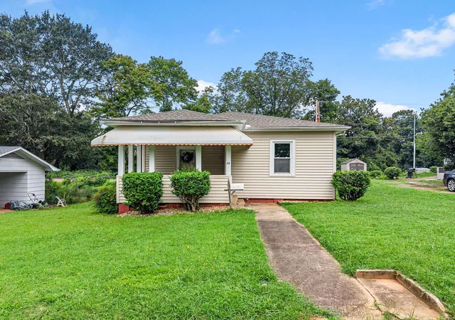 Photo 3 of Sale Pending at 33 Lawrence St, Lyman, SC 29365 | MLS# SPN340474 | Listing updated on 2026-09-16