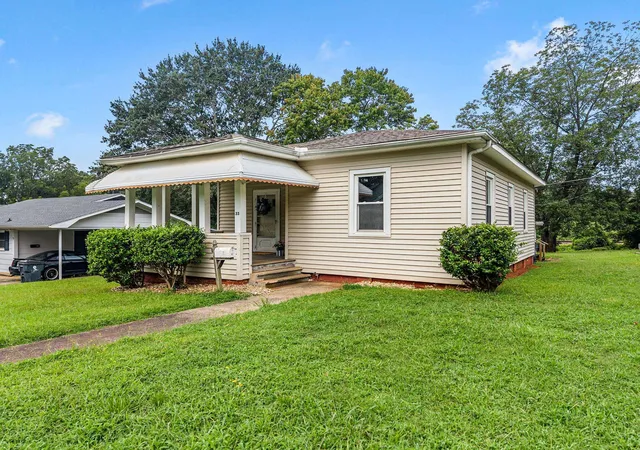 Photo 4 of Sale Pending at 33 Lawrence St, Lyman, SC 29365 | MLS# SPN340474 | Listing updated on 2026-09-16