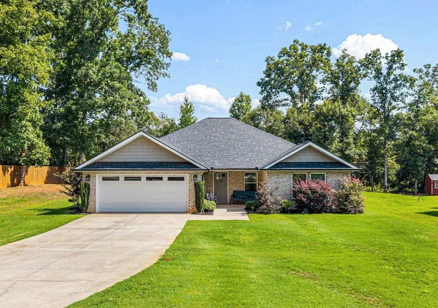 Photo 1 of Single family home for sale at 209 Lee Dr, Chesnee, SC 29323 | MLS# SPN340673 | Listing updated on 2026-09-18