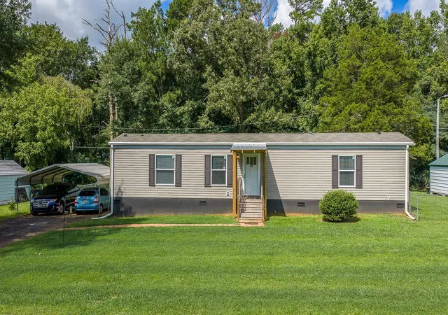 Photo 1 of Sale Pending at 130 Gardner Rd, Spartanburg, SC 29307 | MLS# SPN340706 | Listing updated on 2026-09-16