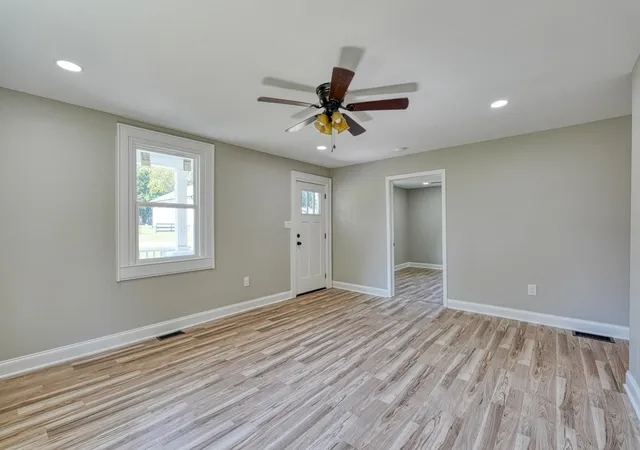 Photo 4 of Single family home for sale at 125 Cunningham St, Arcadia, SC 29320 | MLS# SPN341292 | Listing updated on 2026-09-18