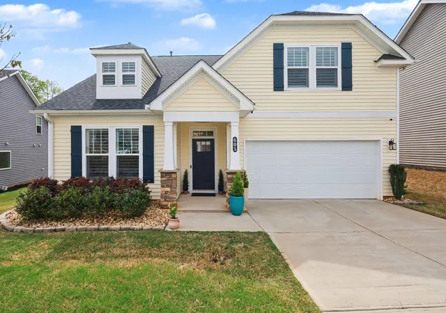 Photo 1 of Single family home for sale at 605 Sunwater Dr, Duncan, SC 29334 | MLS# SPN341324 | Listing updated on 2026-09-09