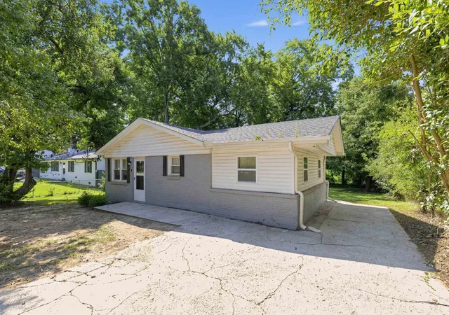Photo 1 of Single family home for sale at 107 Blossom Dr, Greenville, SC 29605 | MLS# SPN341343 | Listing updated on 2026-09-26