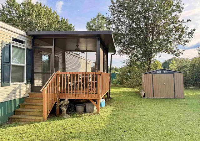 Photo 3 of Manufactured home for sale at 220 Wedge Way, Duncan, SC 29334 | MLS# SPN341474 | Listing updated on 2026-09-18
